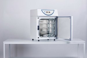 Фото BMT CO2CELL 50-Standard Лабораторный инкубатор (50 л)