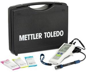 Фото Mettler Toledo 30266882 F2-Field-Kit pH-метр (0...+14 pH)