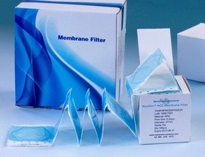 Фото Membrane Solutions MFCN050100CW Мембранные фильтры, нитроцеллюлоза (CN) 1 мкм, 50 мм, белые с черной сеткой, стерильные, лента для диспенсера (150 шт/упак)