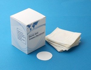 Фото Filter-bio FBM047MCE045GS Мембранные фильтры MCE белые, 47мм, 0,45 мкм, с сеткой, стерильные, ндивидуально упакованные (200 шт/уп)